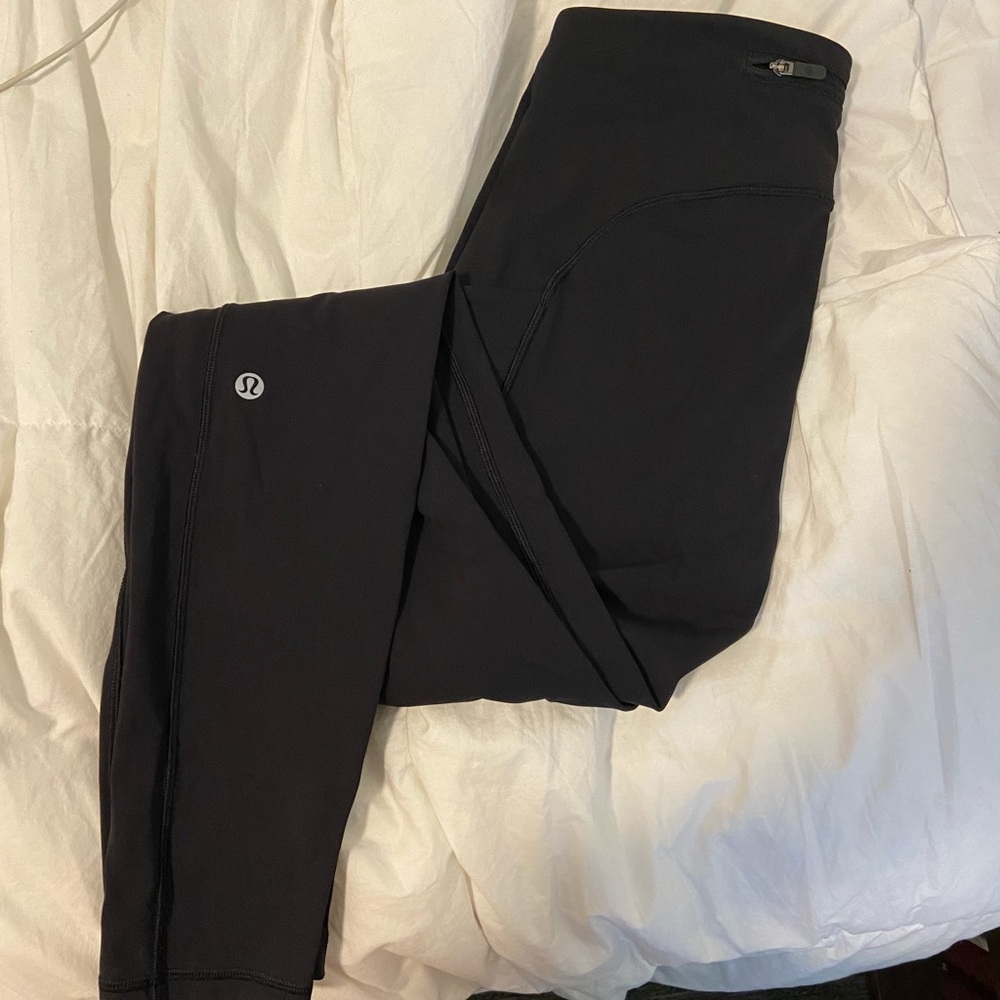 Lululemon black speed up leggings w/pockets